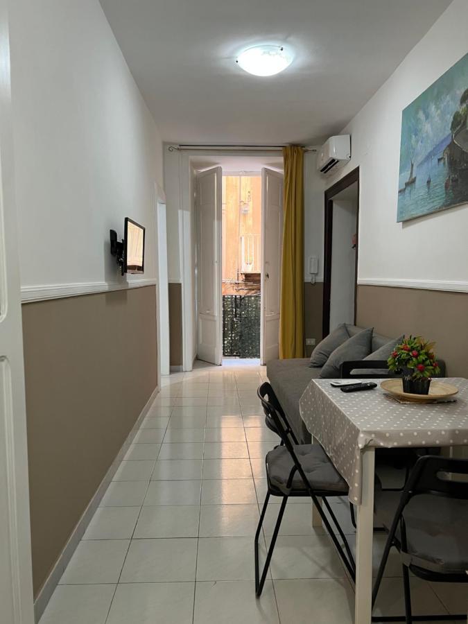 La Nova Apartment Napoli Bagian luar foto